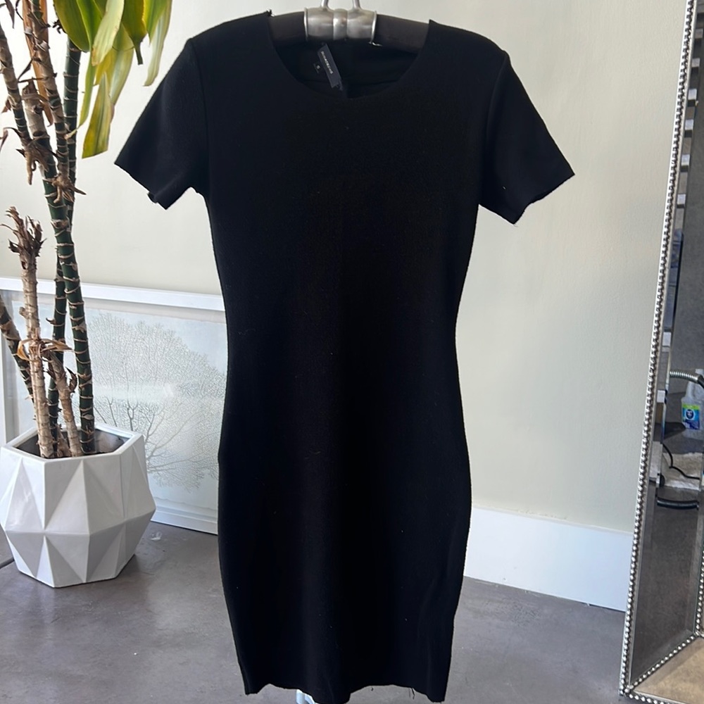 LBD. Soft and extra stretch for the curves.